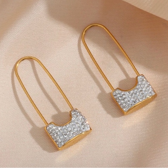 3-in-1 18K Gold Plated Safety pin padlock CZ PAVE Dangle Earrings - Picture 1 of 6